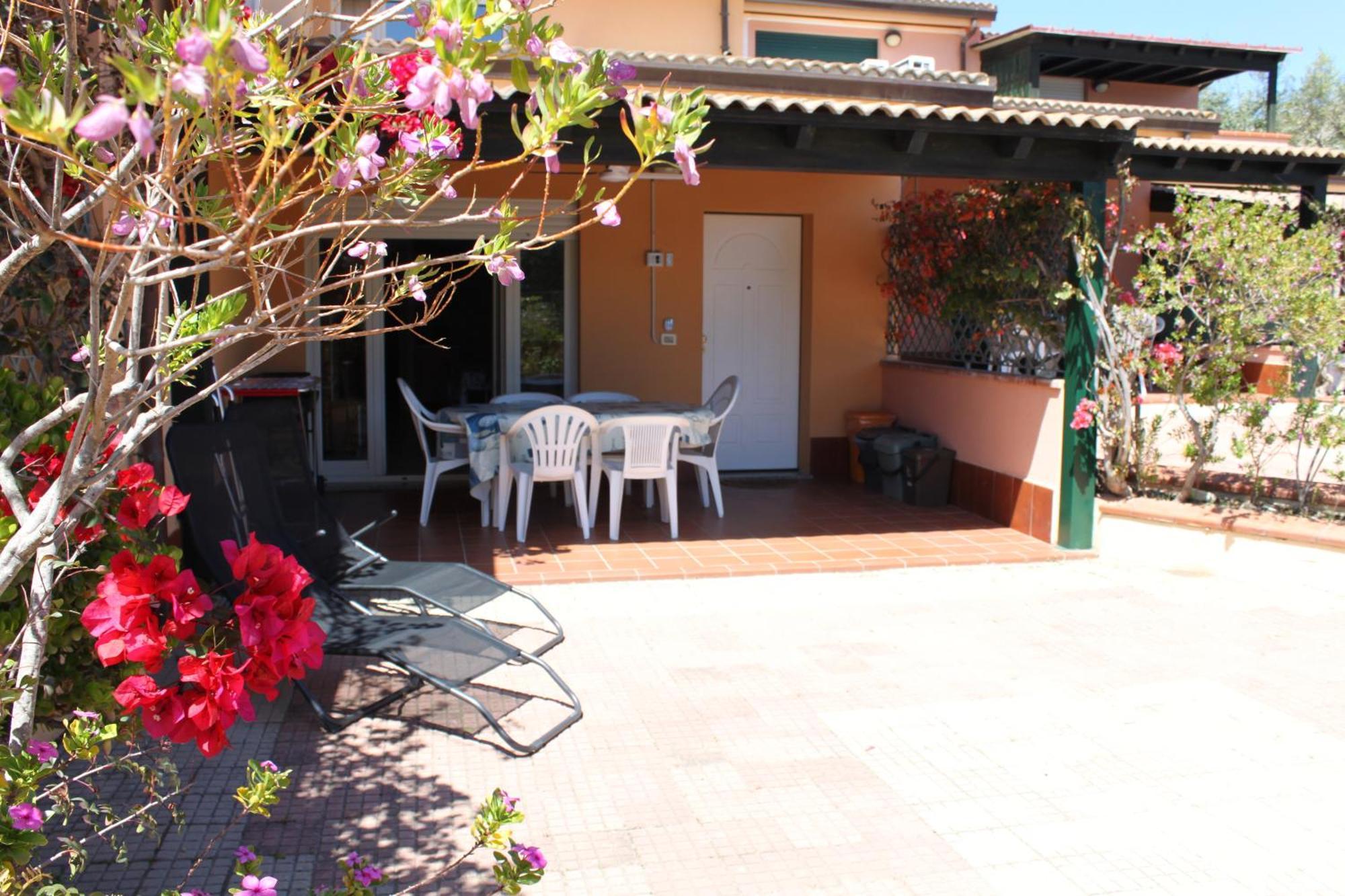 Aparthotel Arbatax Le Terrazze sul Mare Esterno foto