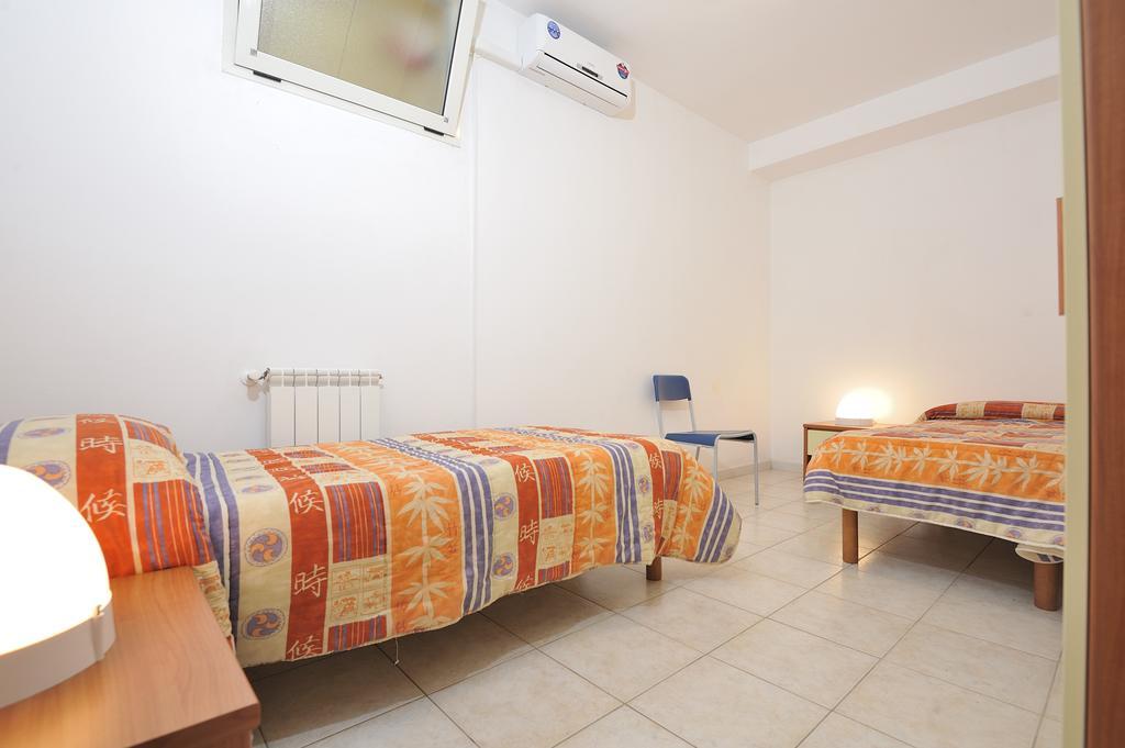 Aparthotel Arbatax Le Terrazze sul Mare Camera foto